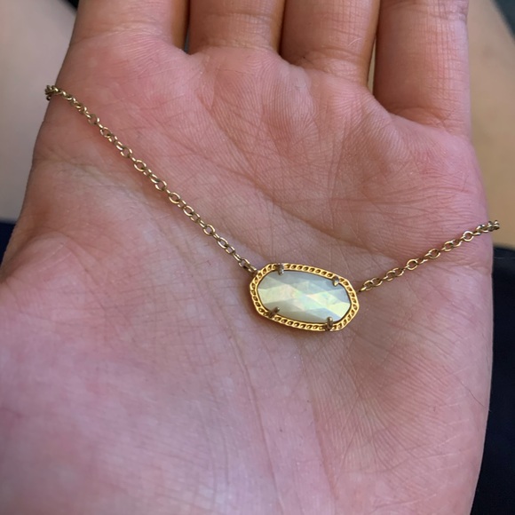 Kendra Scott rose gold ivory pearl Elisa necklace - Picture 4 of 6